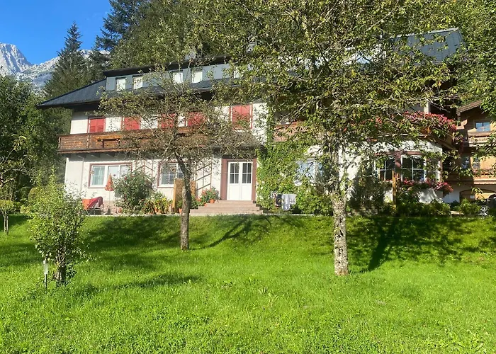 Beim Talschuster Scheffau am Wilden Kaiser